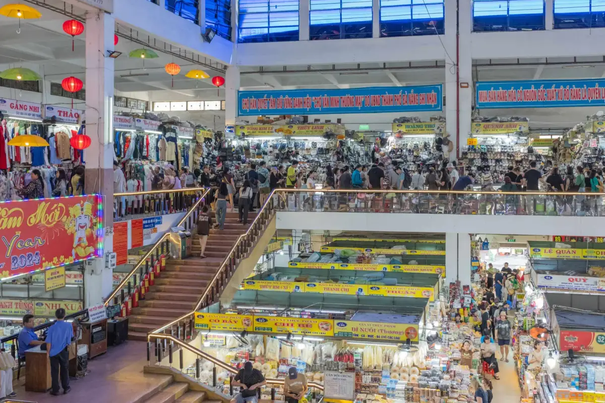 The market hall photo after conversion to under 500 KB